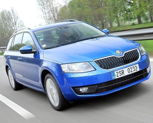 Der komplett neu gestaltete Octavia Combi ist nicht nur geräumig und funktional, sondern sieht auch gut aus. Foto: UnitedPictures/Auto-Reporter.NET